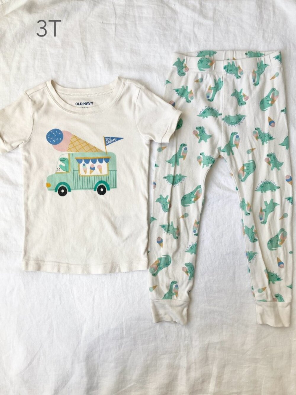 🪴5/$30 Old Navy 3T Toddler Ice Cream Truck Dinosaurs Pajamas Set Fall